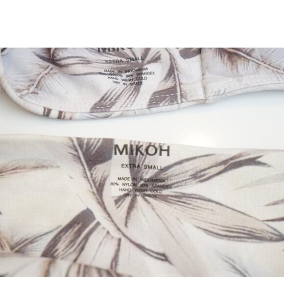 Mikoh - Kaloko 2 Top & Zuma 2 Bottom Two Piece Bikini in Tahitian Blossom / XS - Picture 3 of 6